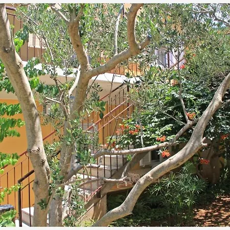 Apartment In With Sea View, Terrace, Air Conditioning, Wi-fi